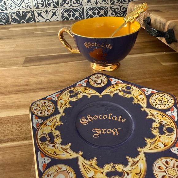 Harry Potter universal studios Hollywood tea set and plate - Picture 4 of 7